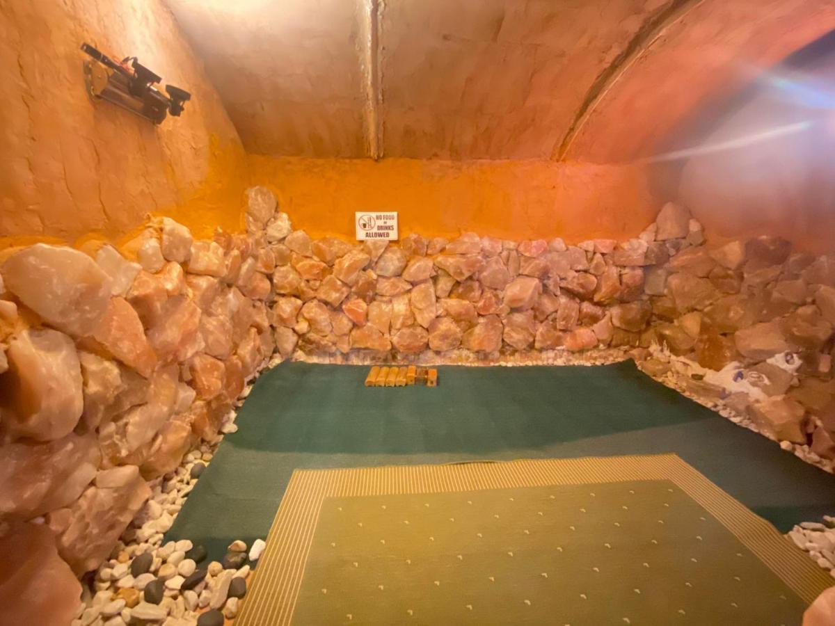 On Hotel Friendship Angeles Zewnętrze zdjęcie